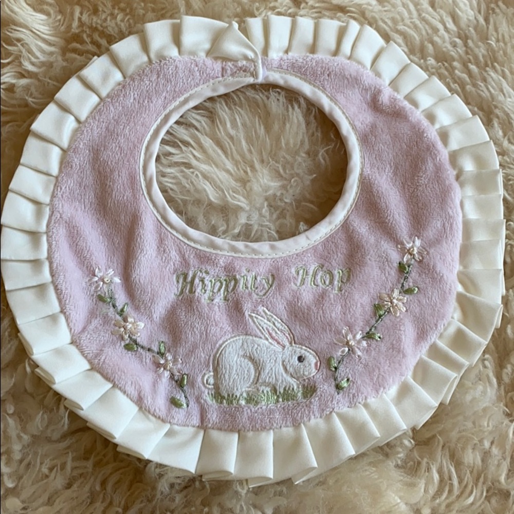 Hippity Hop bunny bib